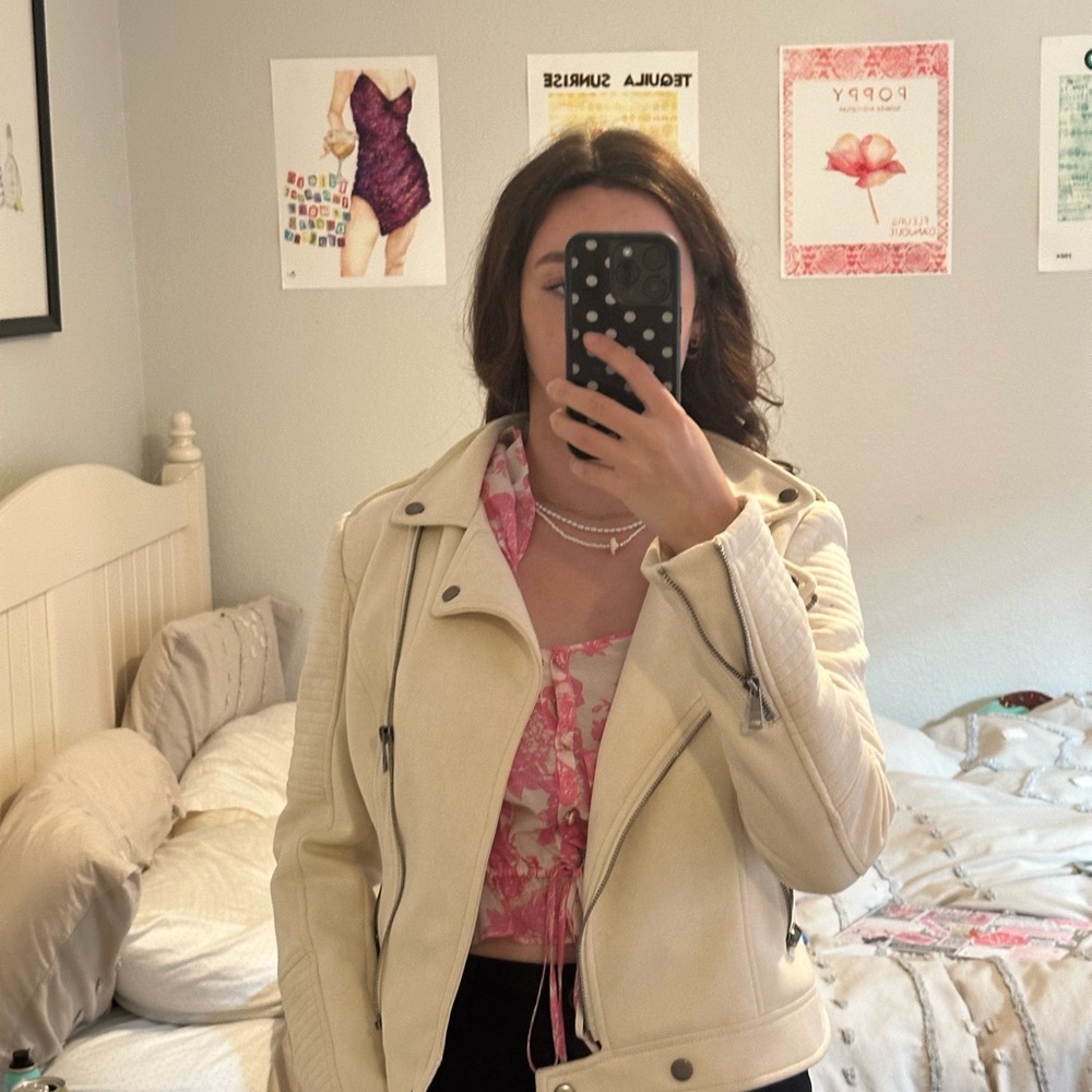 Beige suede biker jacket - Picture 6 of 7